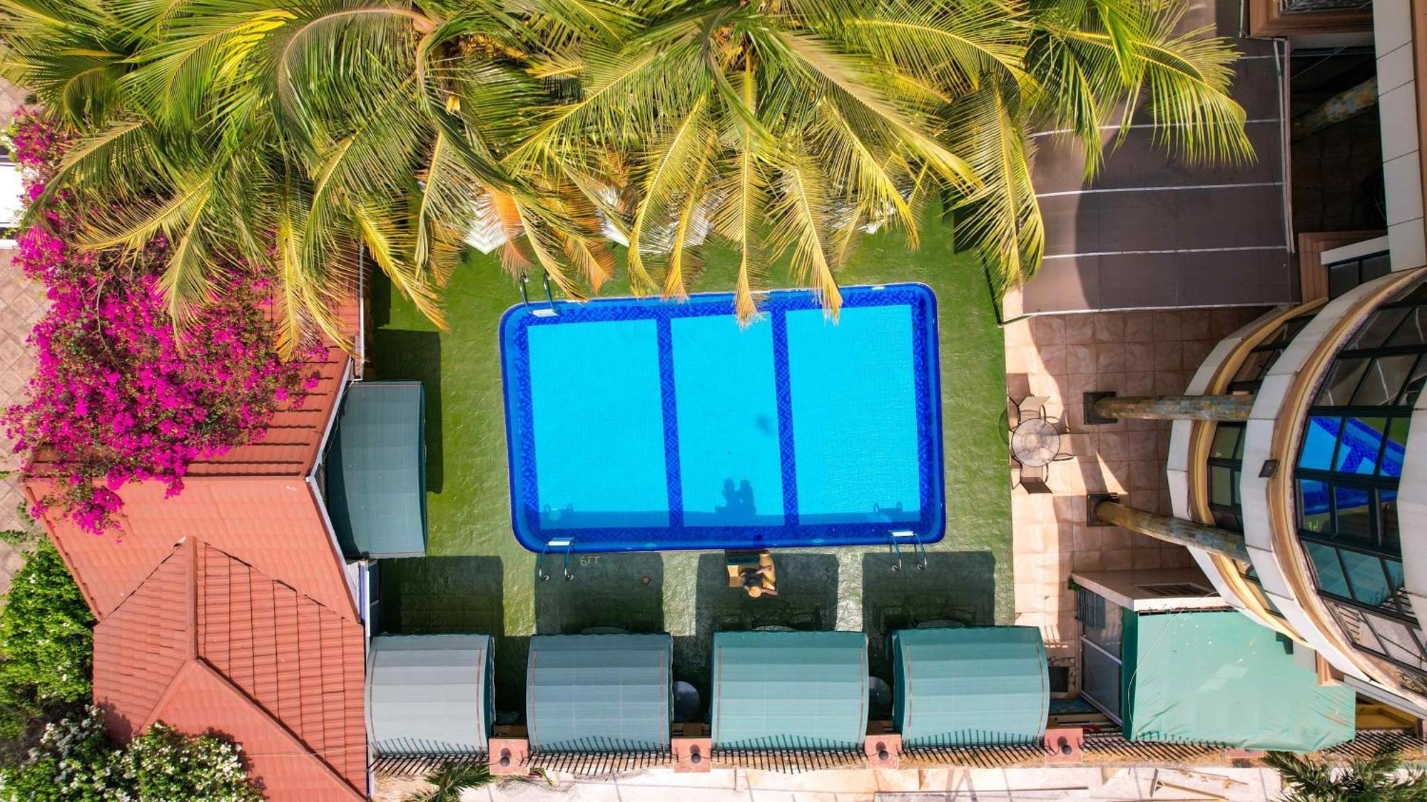 Charleston Hotel Accra Exterior photo