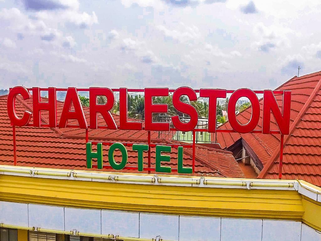 Charleston Hotel Accra Exterior photo
